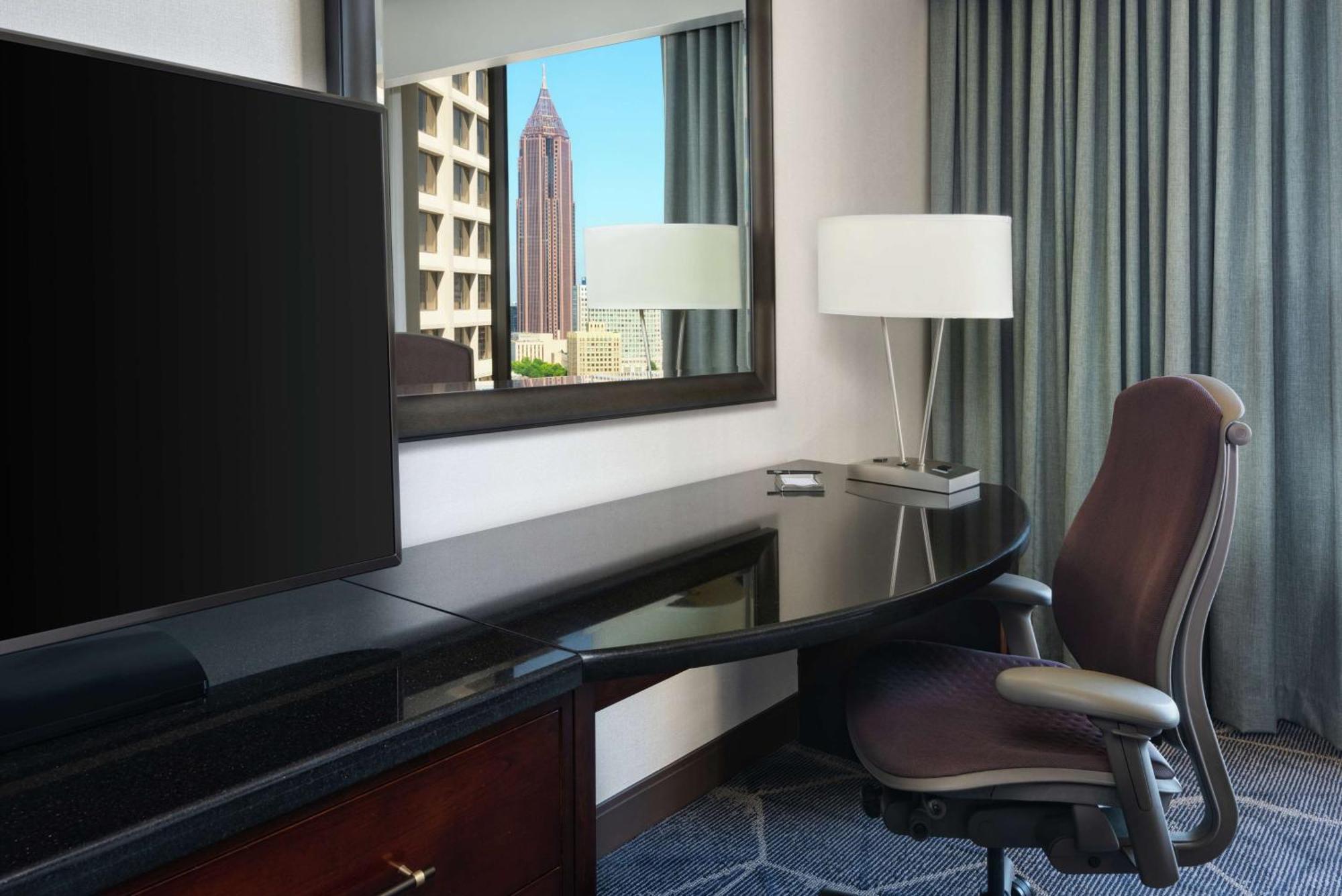Hilton Atlanta Hotell Exteriör bild